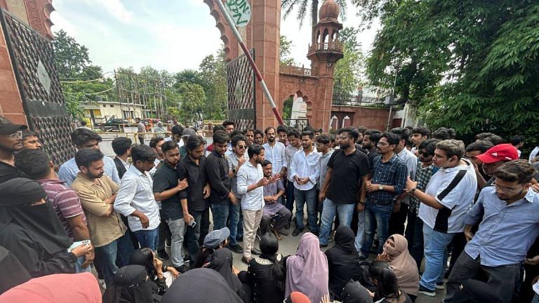 Student protests against AMU fee hike gather steam. Proctor says hike ‘minimal & important’