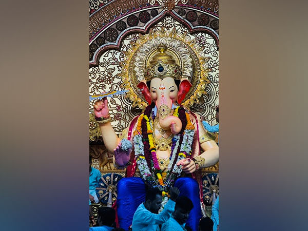 Signify Takes Over Mumbai: Celebrates Ganesh Chaturthi with Millions of Devotees