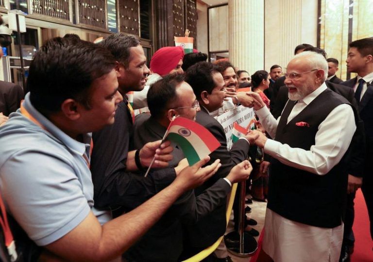 China’s Xi meets India’s Modi in Tianjin