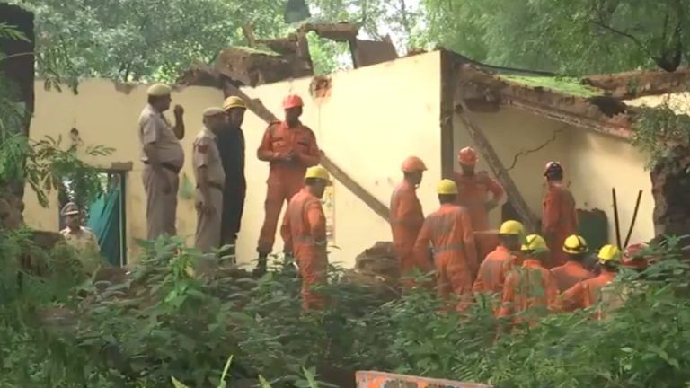 Part of dargah abutting Humayun’s Tomb complex collapses; at least 10 pulled out from under rubble