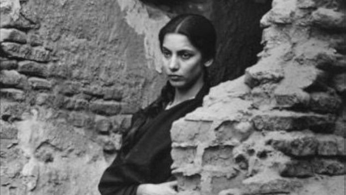 Shabana Azmi in a still from Khandhar (1984)