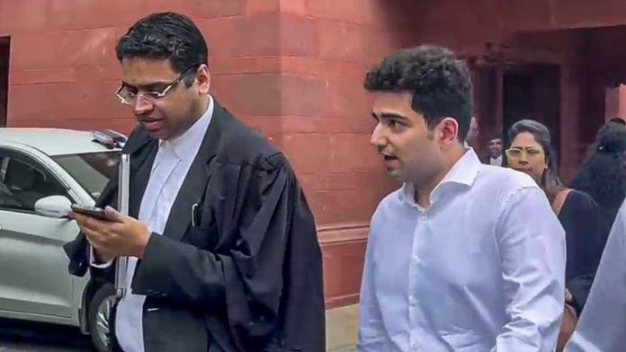 Samay Raina arrives in the court | ANI