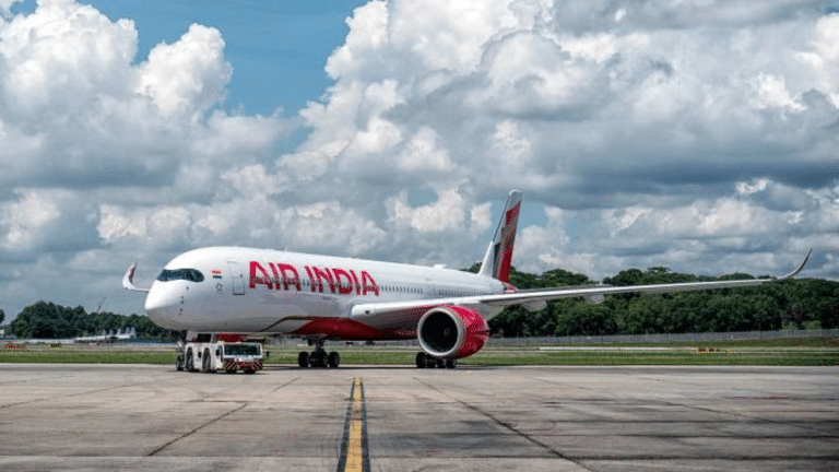 5 MPs write to LS Speaker seeking privilege motion against Air India over flight diversion row