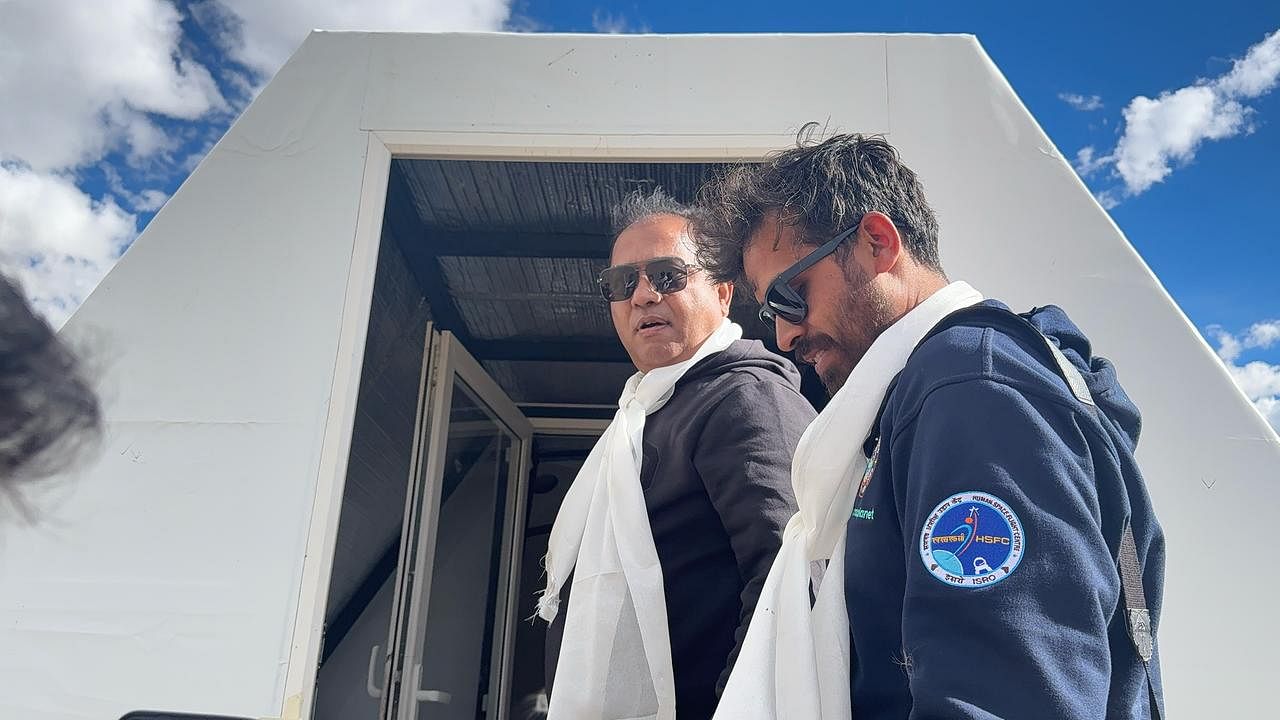 Rahul Mogalapalli & Yaman Akot at the HOPE station | Protoplanet