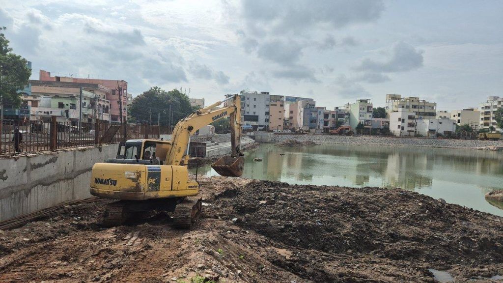 HYDRAA work to restore Bathukamma Kunta 