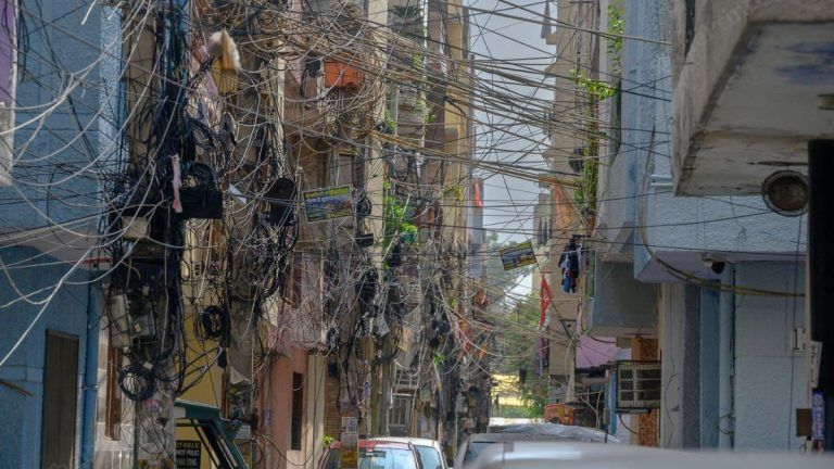 Indian cities are a mess of overhead wires. Delhi will pay Rs 8 cr to clear just 5 km