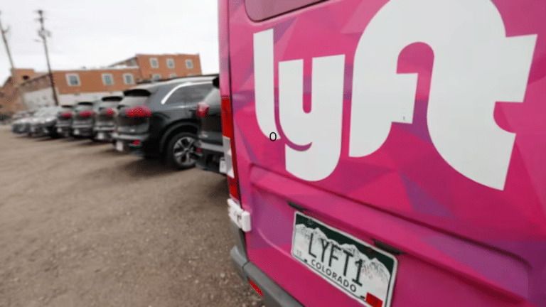 How consumers react to misspelled brand names