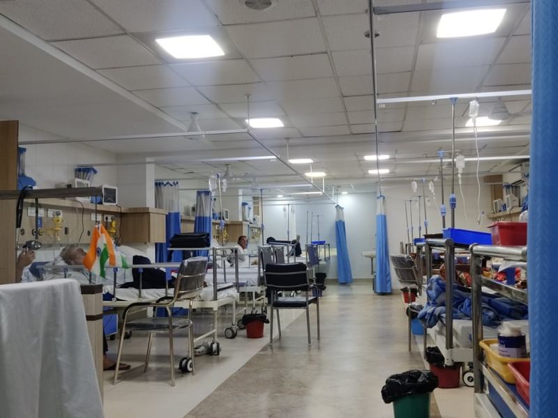 सोनीपत के जीविषा कैंसर अस्पताल में एक ट्रीटमेंट वार्ड. भारत में 25 लाख से अधिक लोग कैंसर के साथ जी रहे हैं | फोटो: साक्षी मेहरा/दिप्रिंट