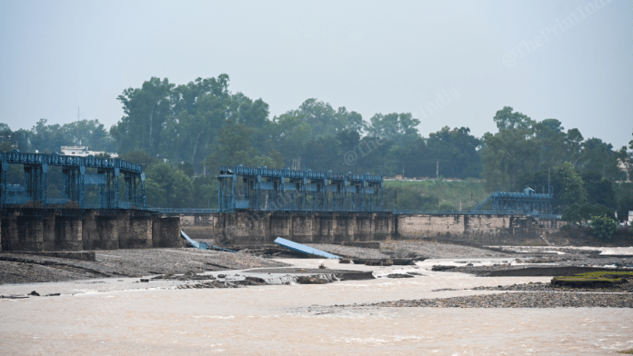 Three flood gates of Madhopur barrage have collapsed under the pressure of Ravi waters in Punjab's Pathankot district | Suraj Singh Bisht | ThePrint