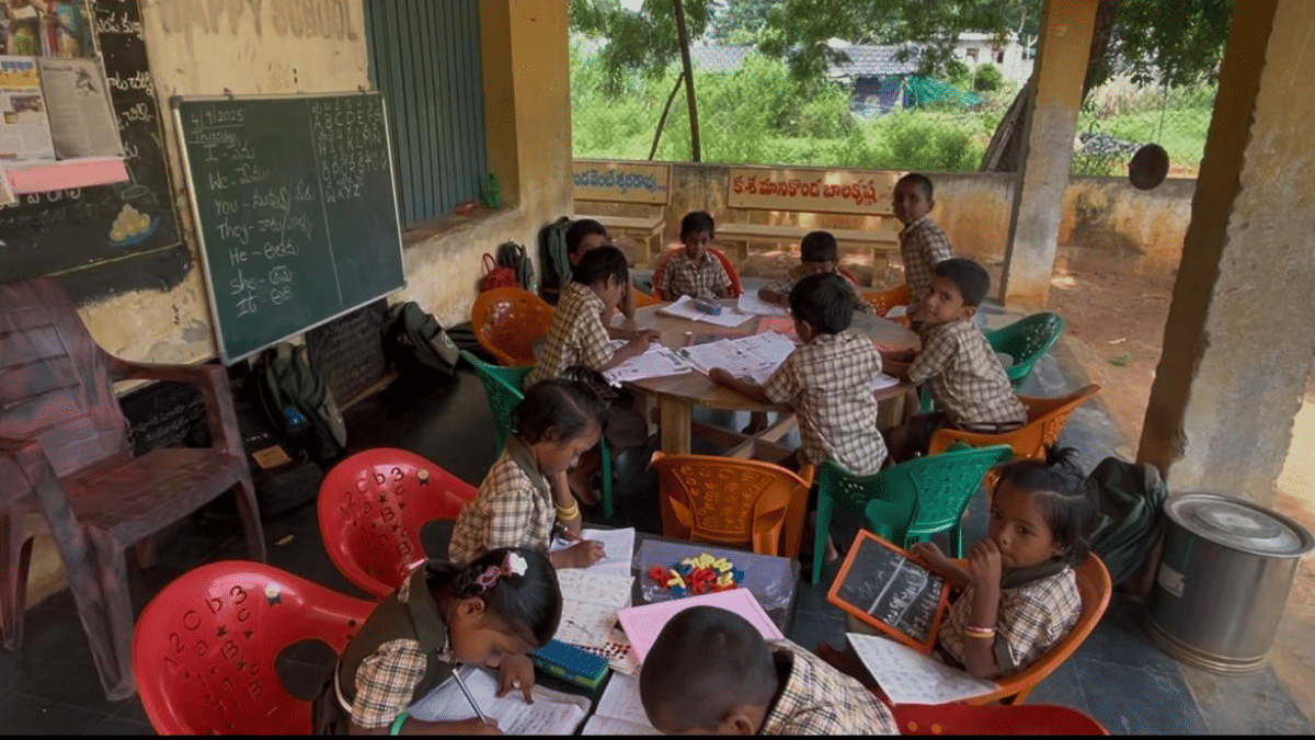 A makeshift classroom outside actual classroom at MPPS, Venkatapuram. | Udit Bubna/ThePrint 