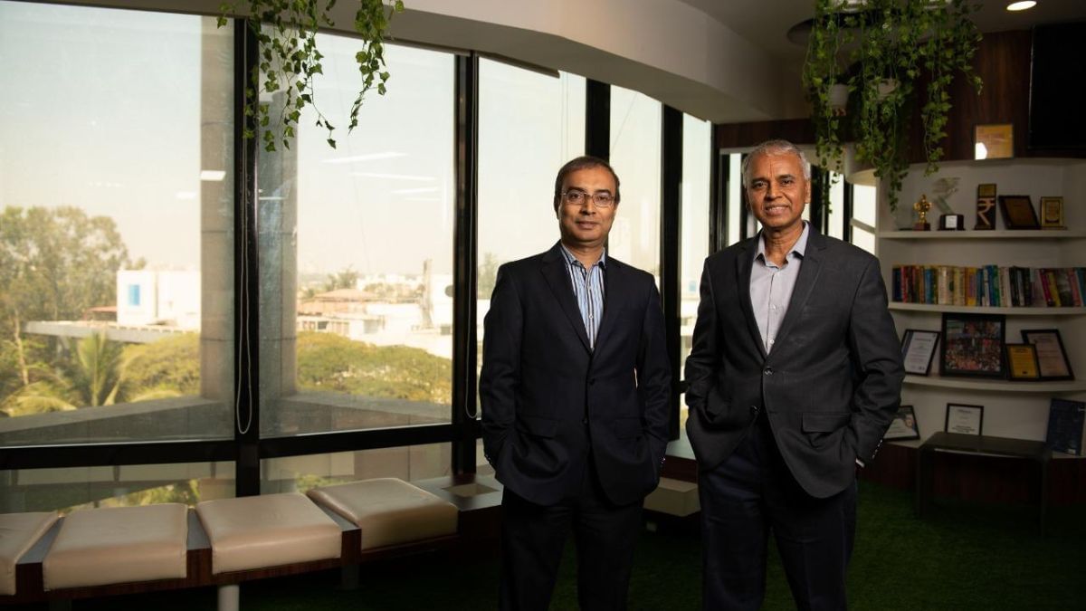 V.R. Govindarajan, Co-Founder & Executive Chairman of Perfios (right), with fellow Co-Founder Debasish Chakraborty (left)| Special arrangement