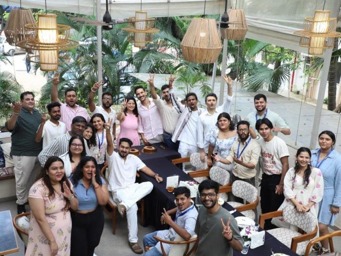 Blue Buzz Marks 10 Years of Growth as a Top PR Agency in Mumbai