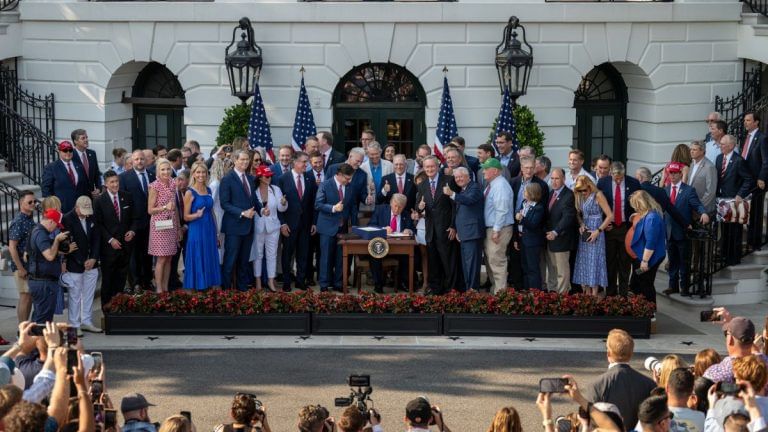 Pew survey says Americans are frustrated with both Republicans and Democrats