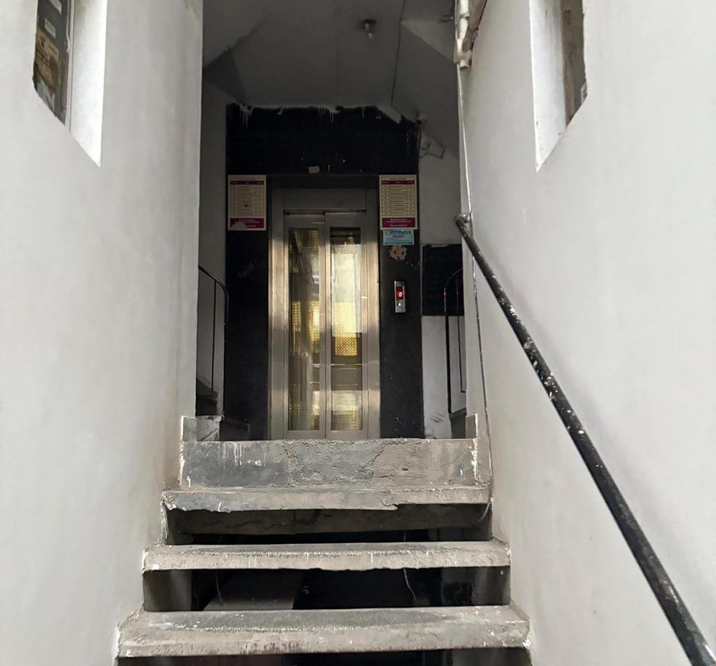 Delhi lift policy
