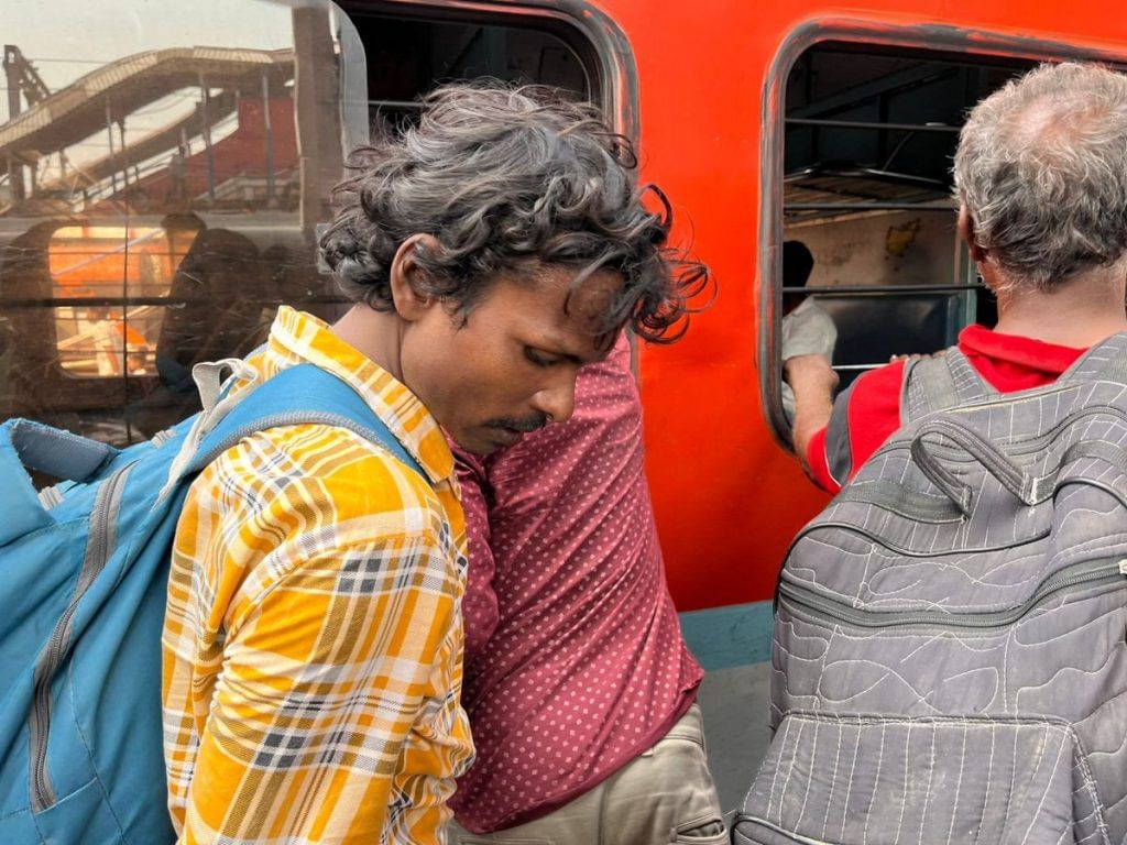 manoj Chaudhary Chatth train