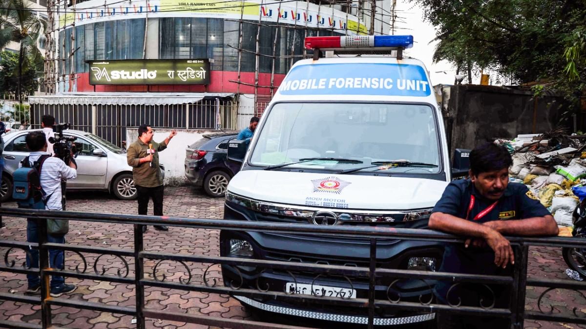 Forensic van outside Powai studio where Aarrya held 17 children and two others hostage | ANI