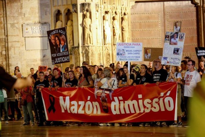Protesters_510.jpg