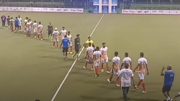 Breaking from Asia Cup pattern, handshakes & high-fives at India-Pakistan hockey match in Malaysia