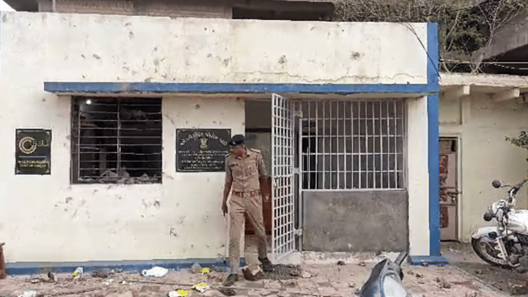 Bystander, or part of unlawful assembly? What are the SC criteria to safeguard innocent onlookers