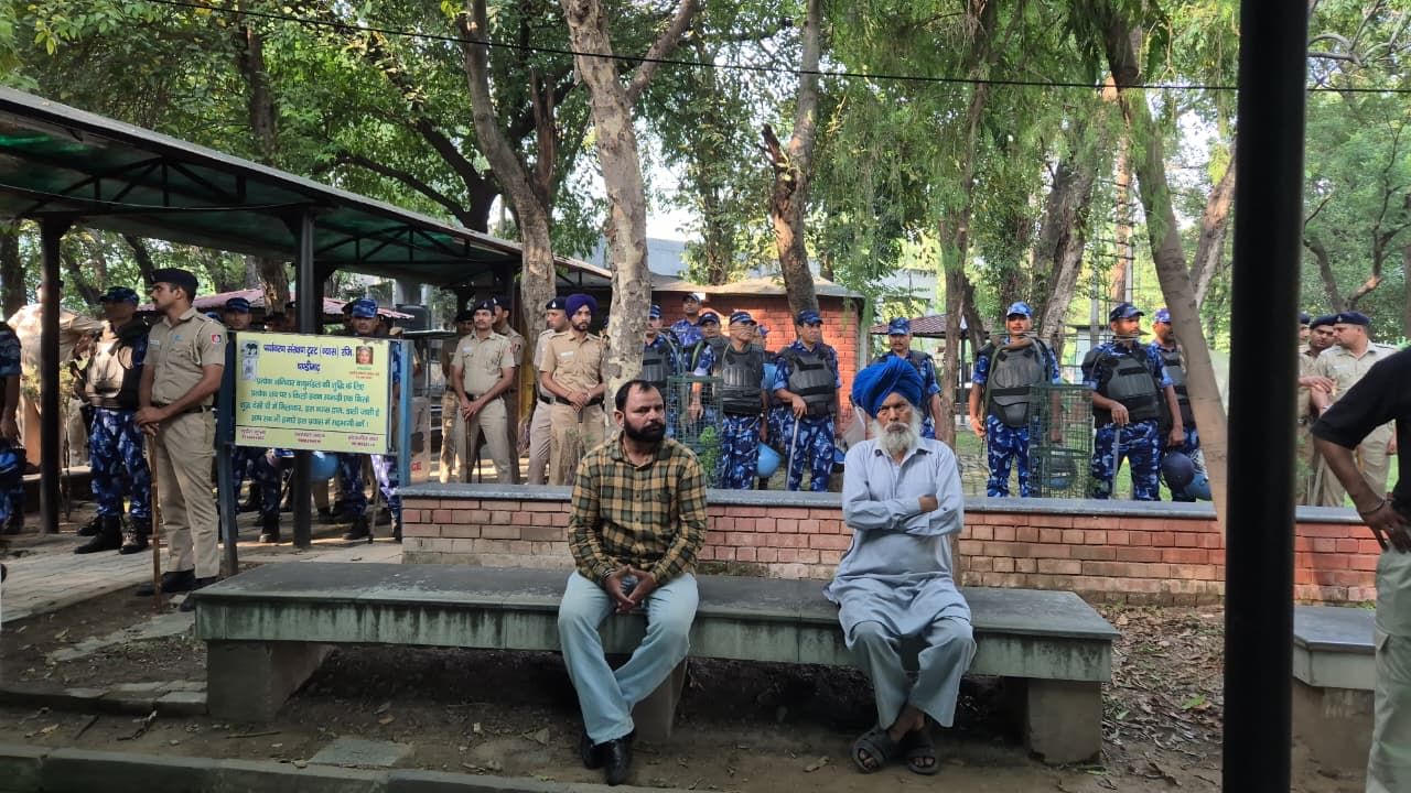 At the cremation of Y Puran Kumar | Photo: Shubhangi Misra | ThePrint 