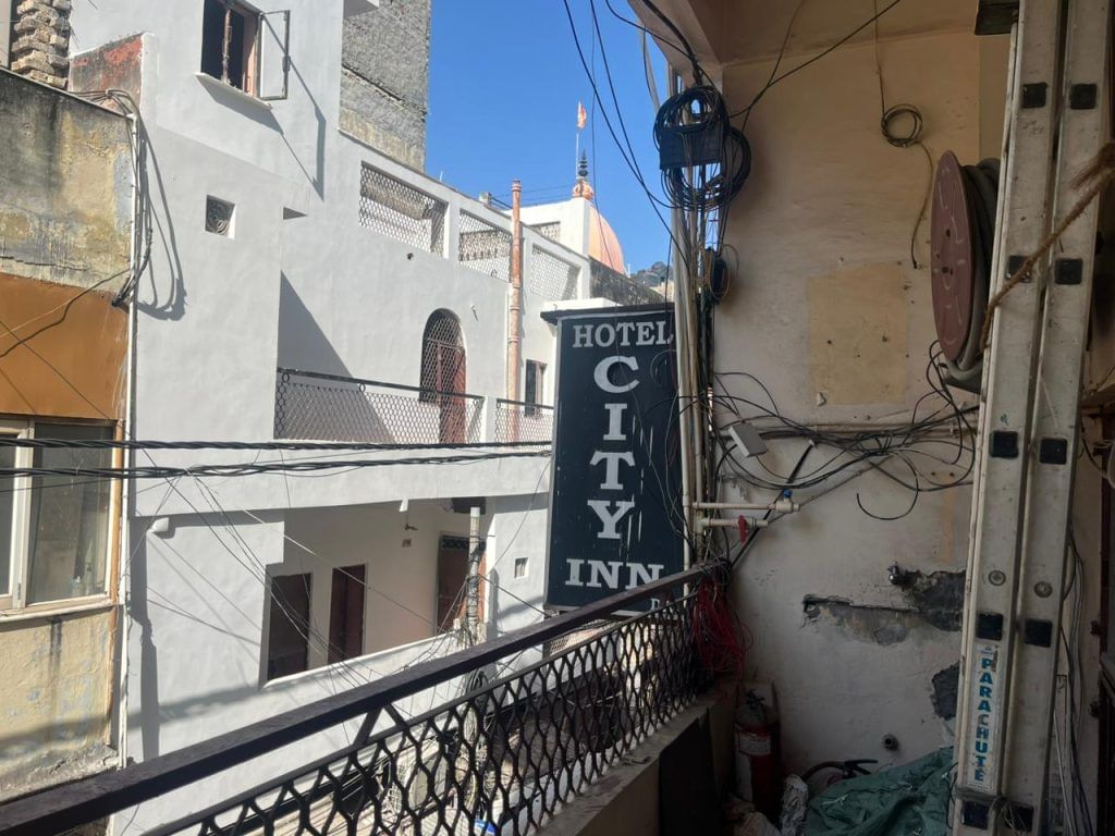 Couples hotel