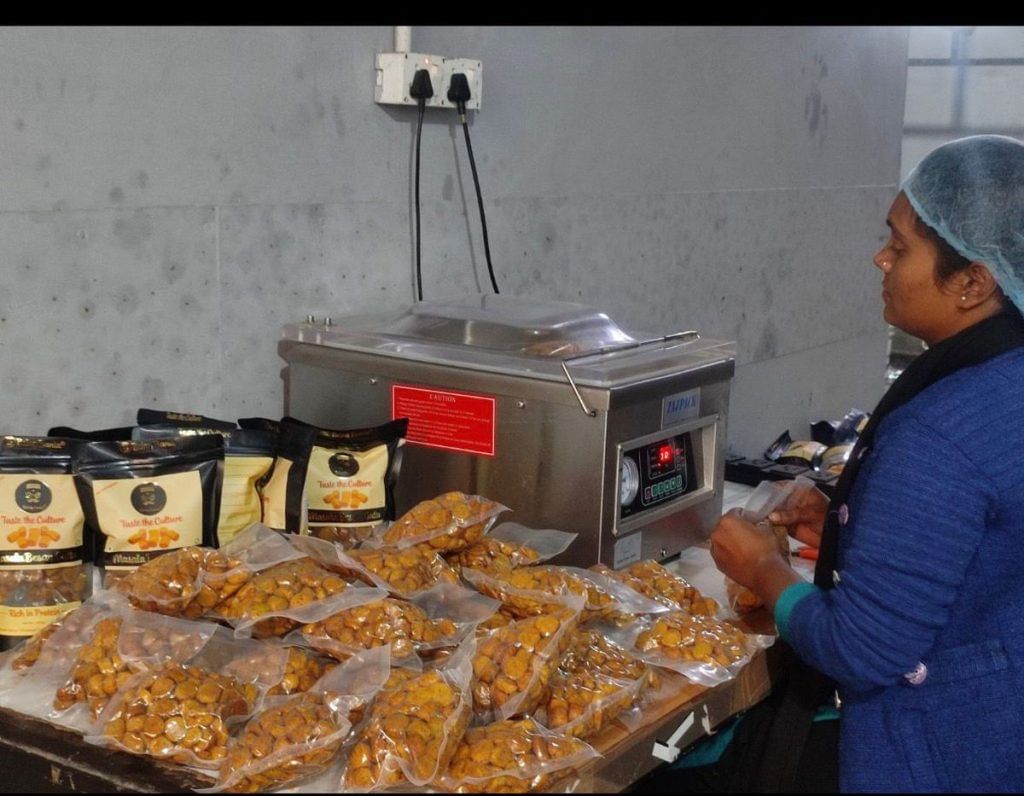 Being Bania packaging 