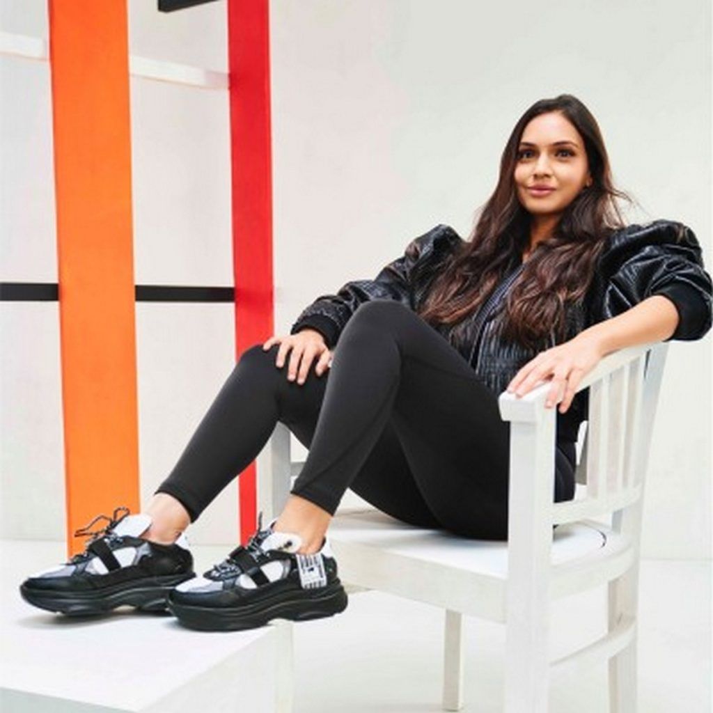 7-10 sneakers 