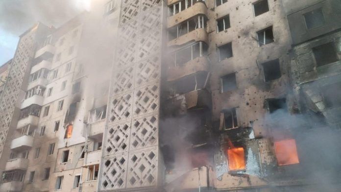 Residents walk in front of an apartment building which was damaged during a morning Russian missile strike, amid Russia's attack on Ukraine, in Ternopil, Ukraine November 19, 2025. Ukraine's President Volodymyr Zelenskiy via Telegram | Handout via Reuters