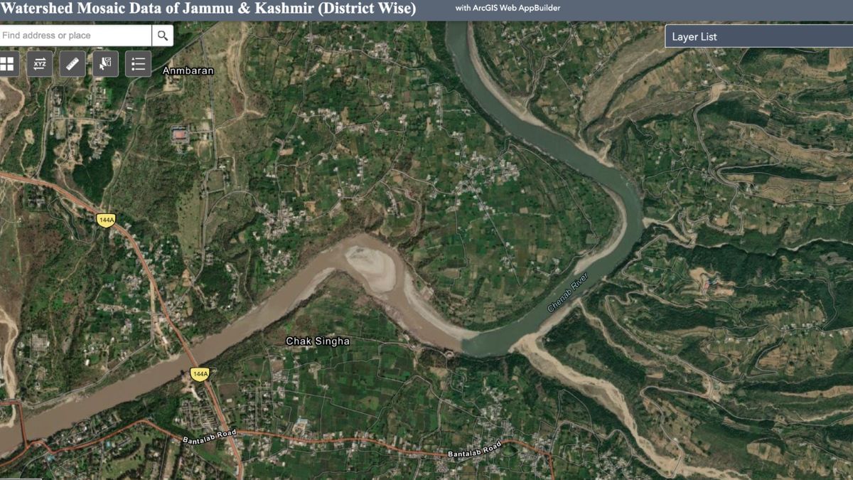 The Chenab river carries more silt than other rivers in Himalayas, including the Ganga, as shown in the change in hue from green to murky brown near Akhnoor. | GIS database, Jammu University, Department of Remote Sensing