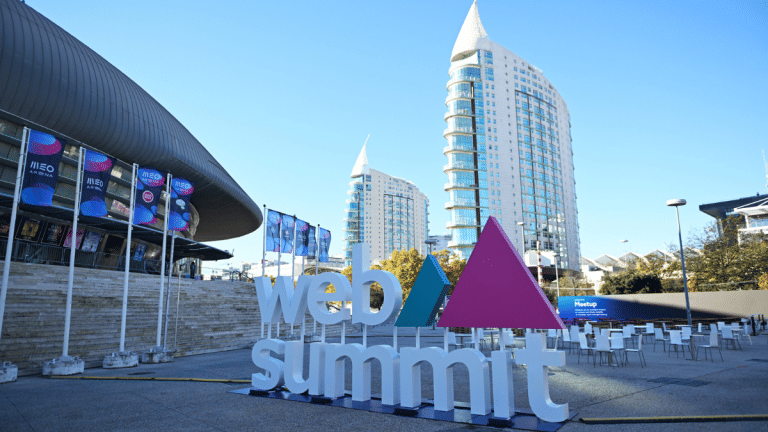 Tech titans flying into Lisbon have a parking problem – for their private jets