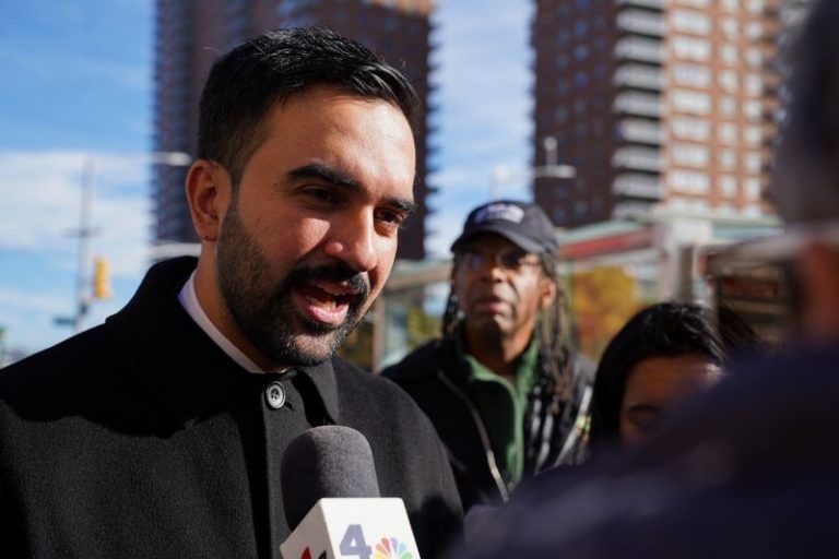 Trump threatens to restrict federal funds for New York City if Mamdani wins