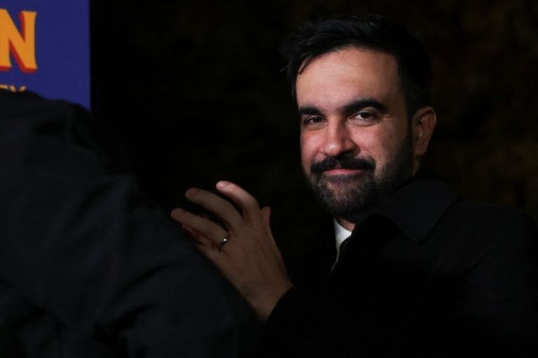 Trump backs Cuomo, threatens to cut funds for New York City if Mamdani wins