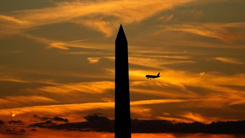 US Transport Secy Sean Duffy orders 10% flight cuts at 40 major airports