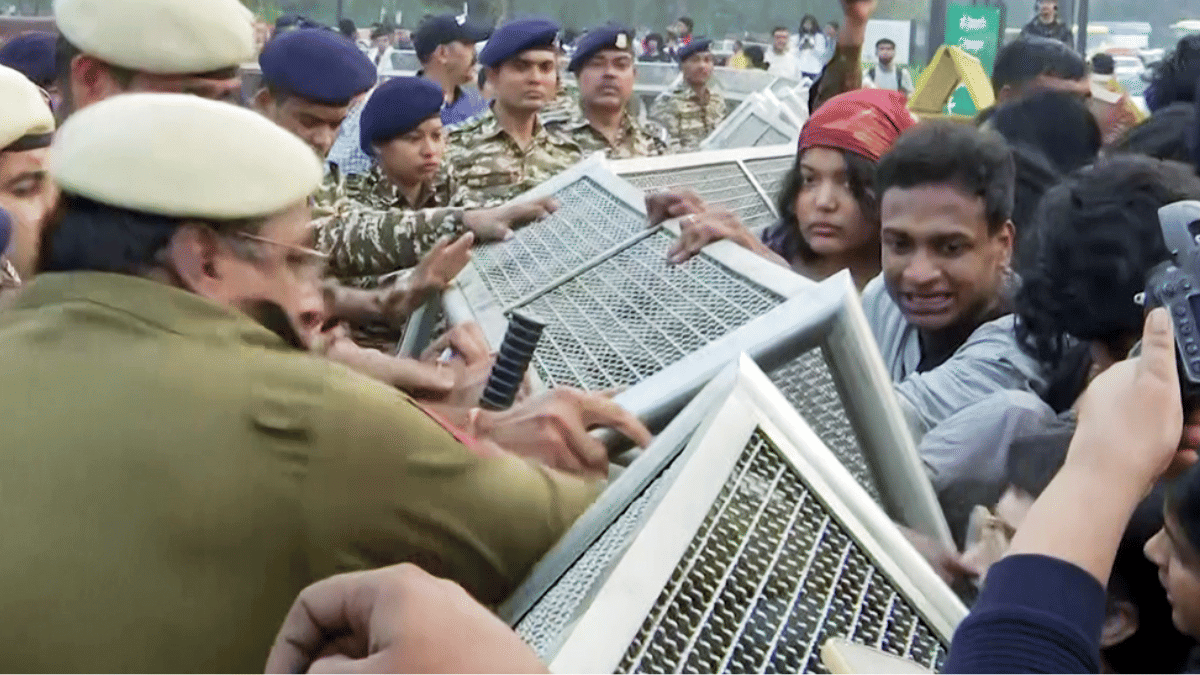 Delhi pollution protest: 22 students in judicial custody for ‘chilli spraying cops, pro-Hidma slogans’
