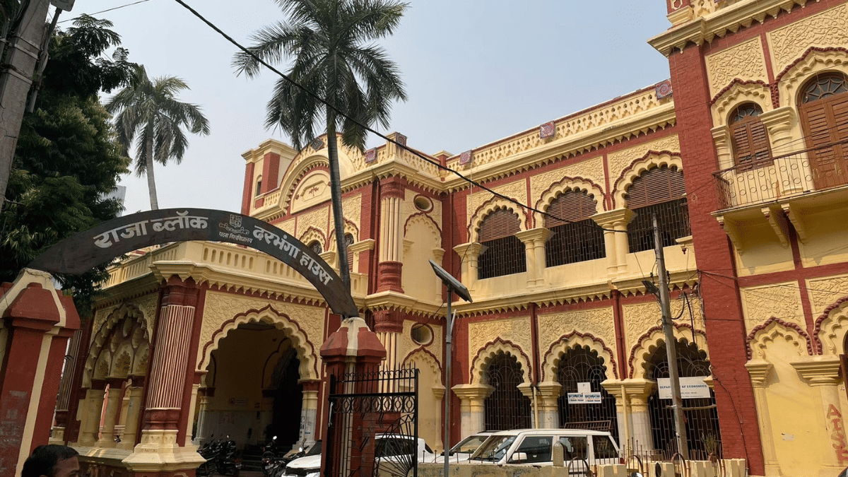 Built by the erstwhile Darbhanga Maharaja, the Darbhanga House, also known as Nav Lakha building, is now part of the Patna University campus | Sanya Dhingra | ThePrint
