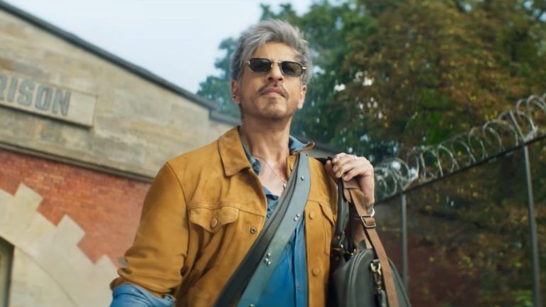 ‘King’ first look is here. Shah Rukh Khan is owning his 60