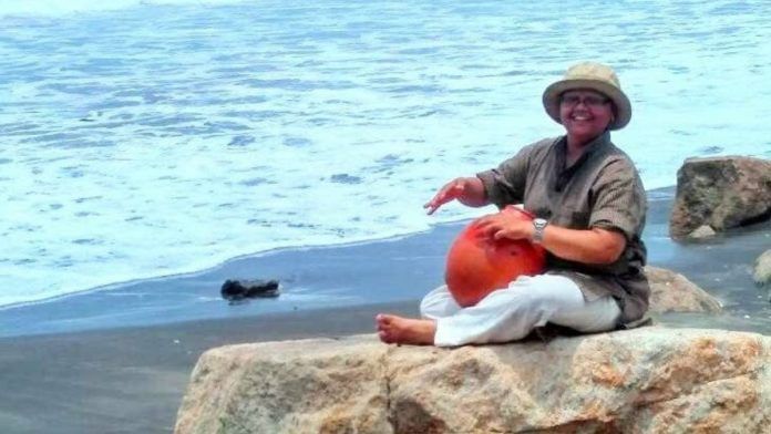 Sumana Chandrashekar with her Ghatam | Sumana Chadrashekar | Facebook