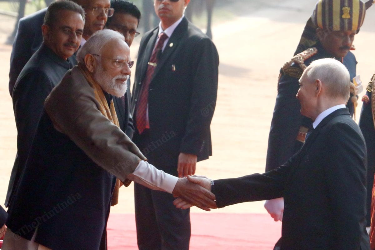 PM Modi and Putin exchange pleasantries at the Rashtrapati Bhavan | Praveen Jain | ThePrint