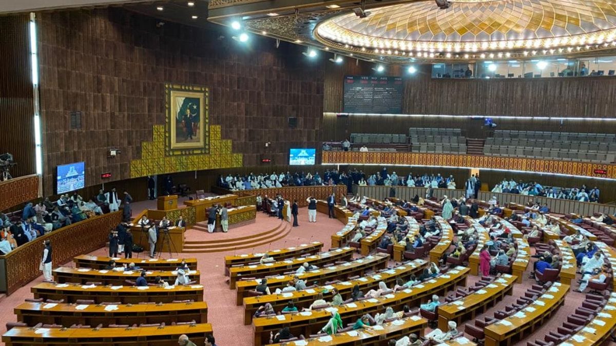 Pakistani speaker asks parliamentarians to claim lost cash. 12 come forward