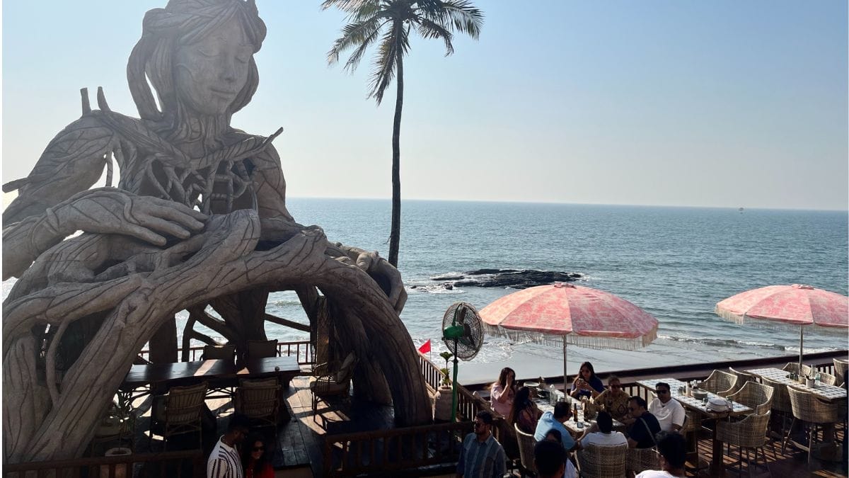 Friends sit by the sea in North Goa | Kasturi Walimbe | ThePrint