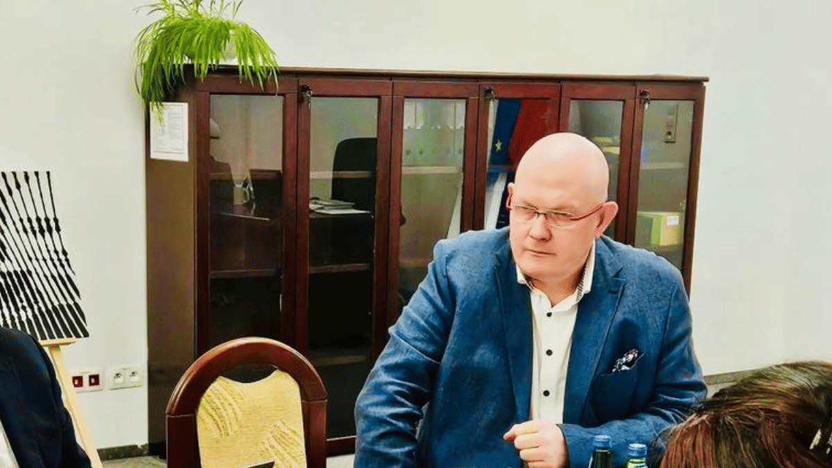 भारत-पोलैंड तकनीकी सहयोग का प्रतीक